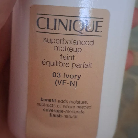 New Clinique Superbalanced Foundation Ivory 6.7 fl ounce - Picture 4 of 4